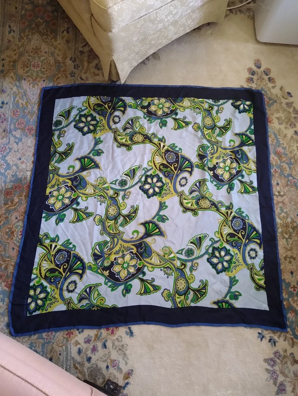 BANANA REPUBLIC 2008 Green And Blue Retro Floral Silk Scarf
